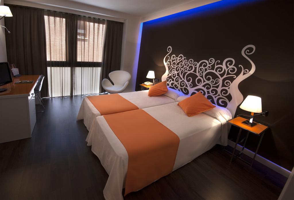 Hotel Teruel Plaza Exterior foto